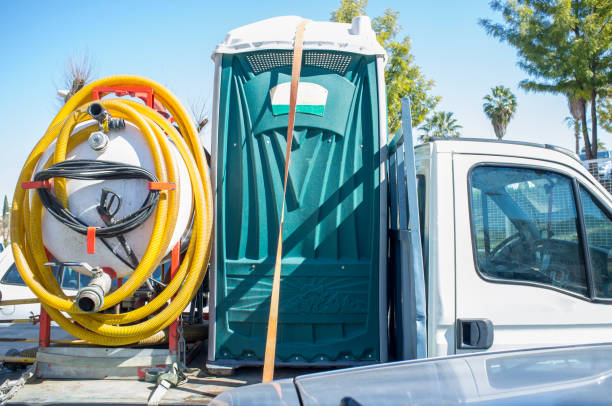 Portable Toilet Options We Offer in Oak Lawn, IL